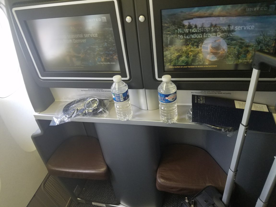 Flight Review: United Airlines (B777-200) Polaris Business/First Class